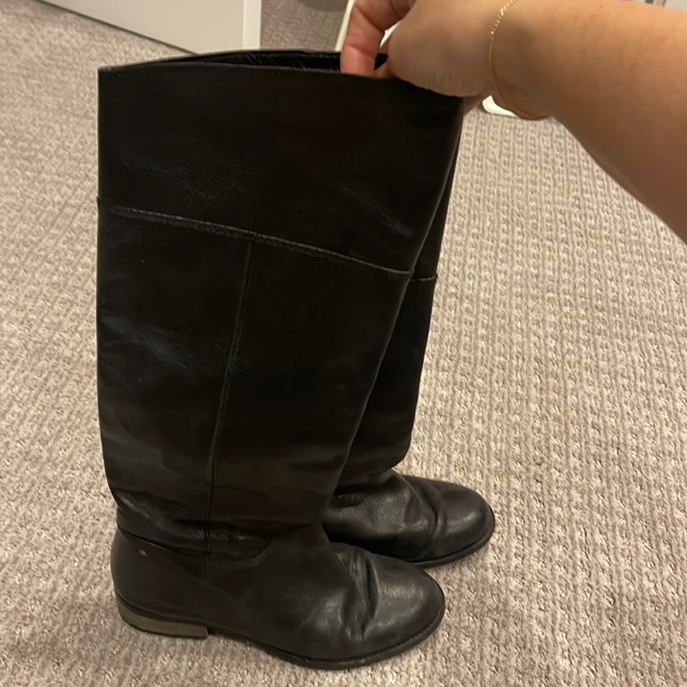 Coach riding boot